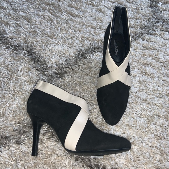 Calvin Klein Shoes - NWT Women’s Calvin Klein Black Booties Size 6